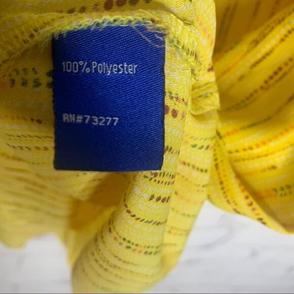 Apt 9 small yellow top - Picture 4 of 4